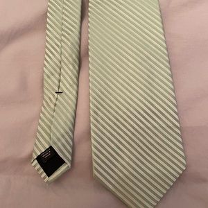 NWT Express Tie